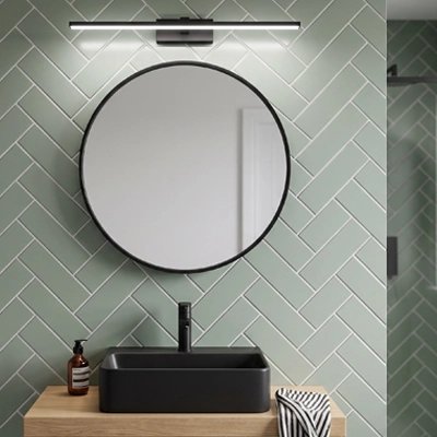 Applique murale salle de bain adaptée aux miroirs ronds et rectangulaires.