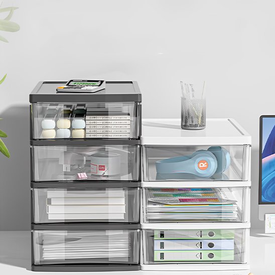 Organisateur de bureau à tiroirs pour ranger fournitures, documents et accessoires.